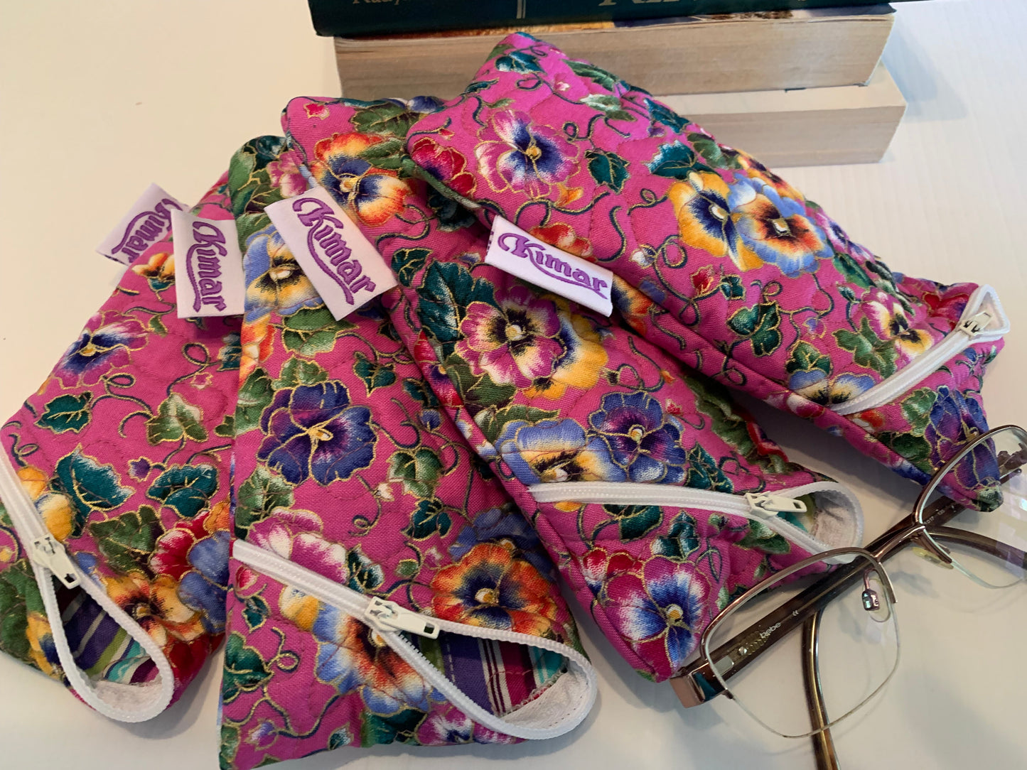 'Violets' Glasses Cases #111