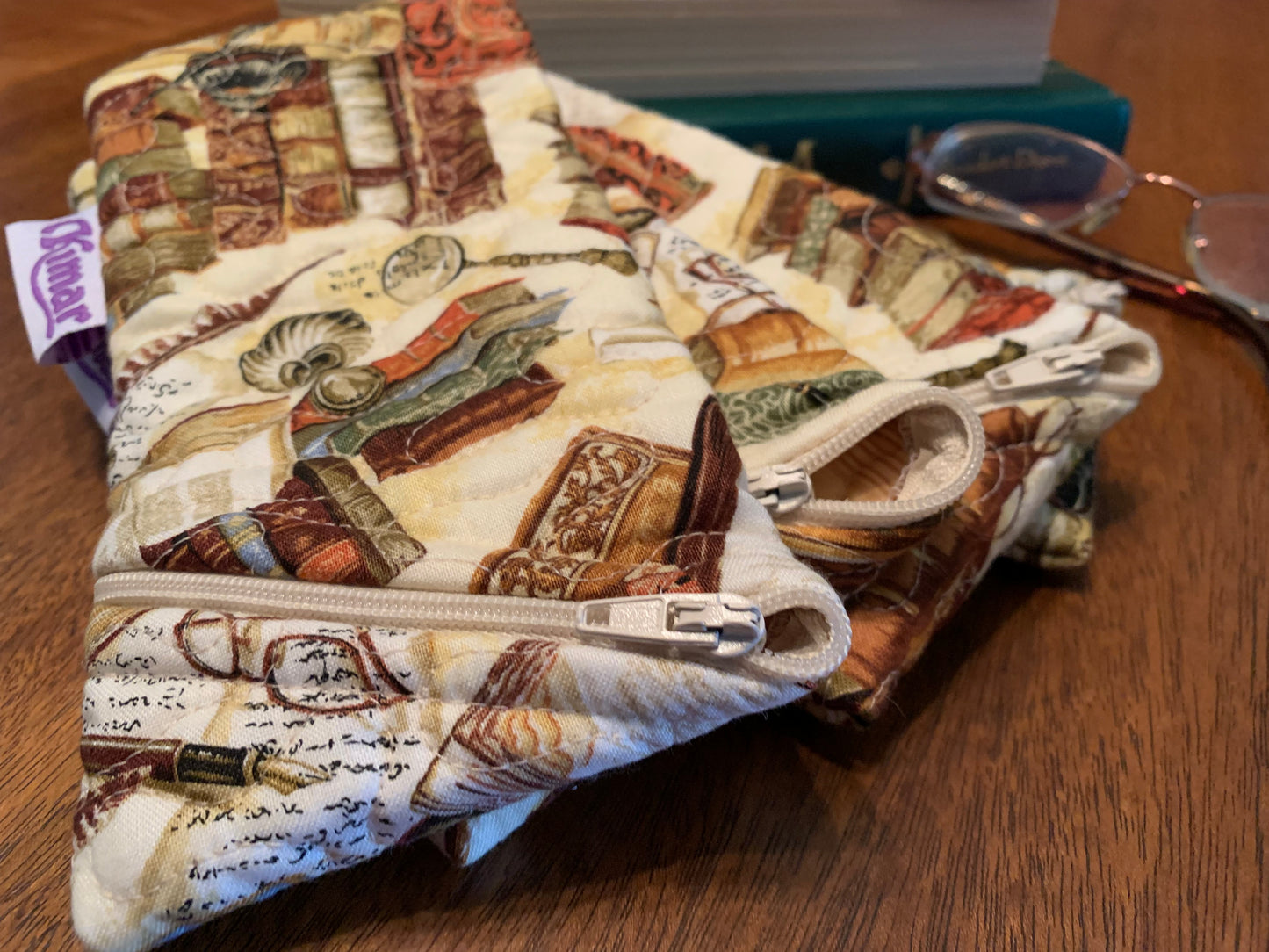 'The Library' Glasses Case #108