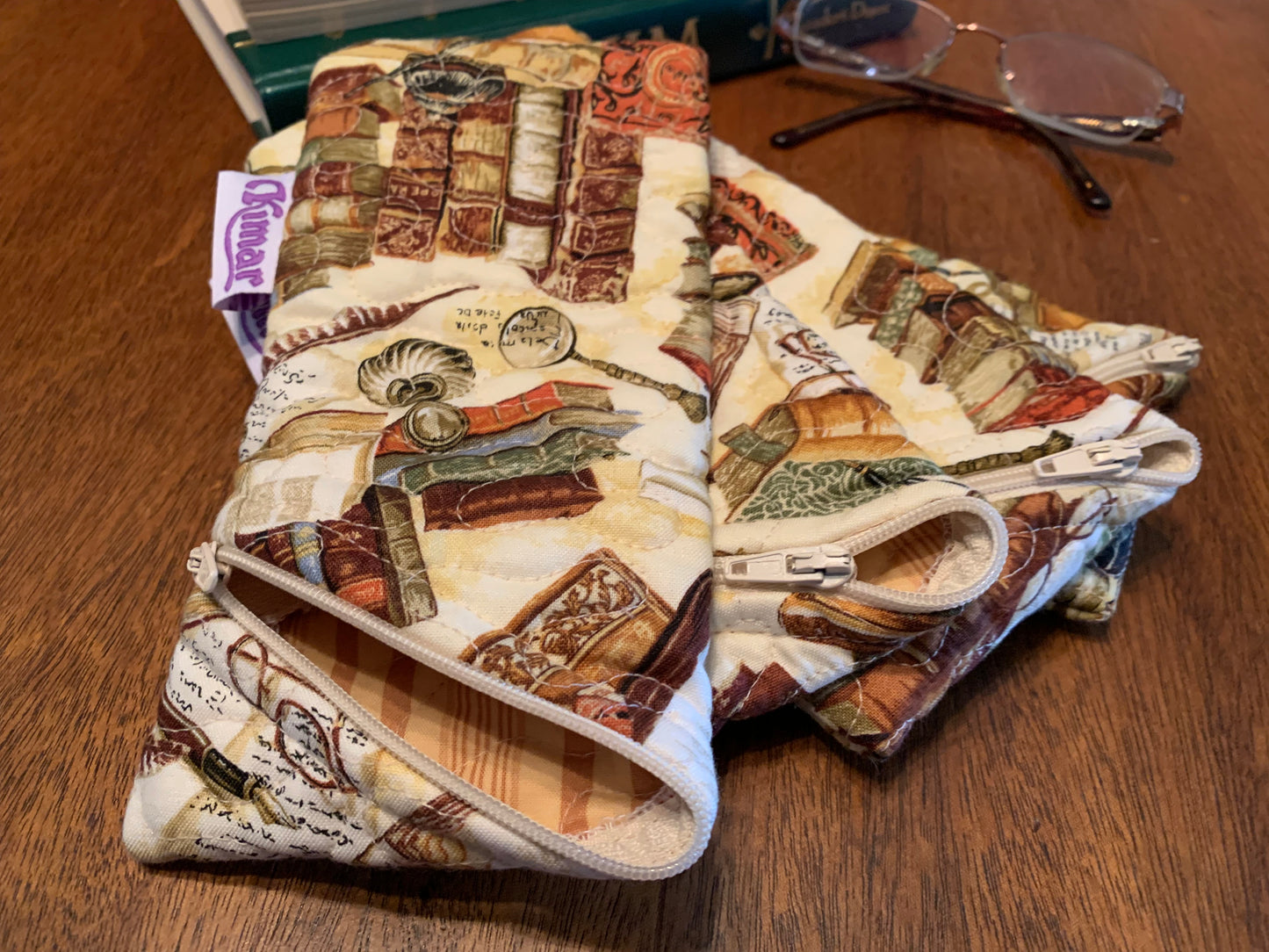 'The Library' Glasses Case #108