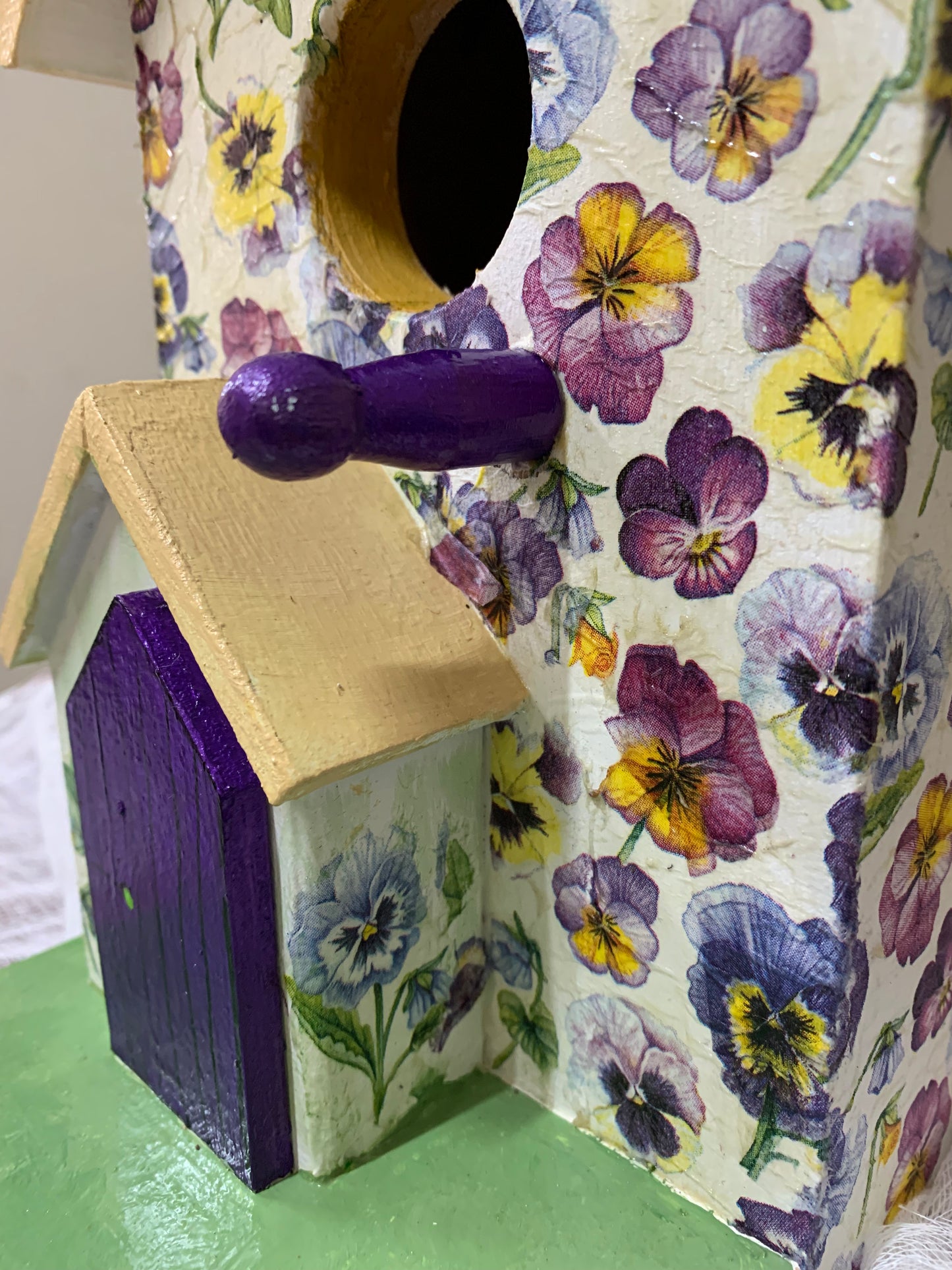 'Spring' Bird House #122