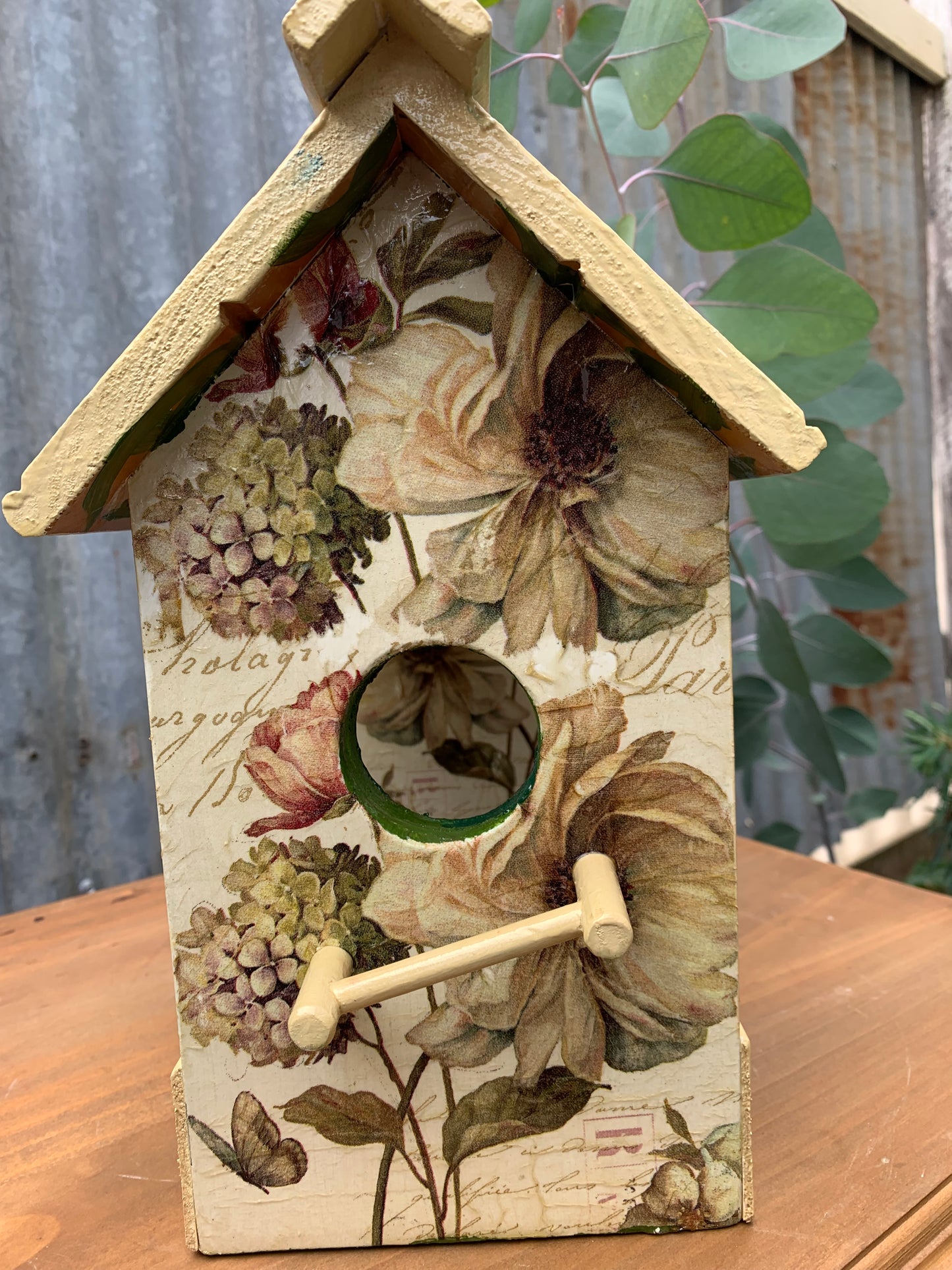 'Cream on Cream' Bird House & Feeder Set #230