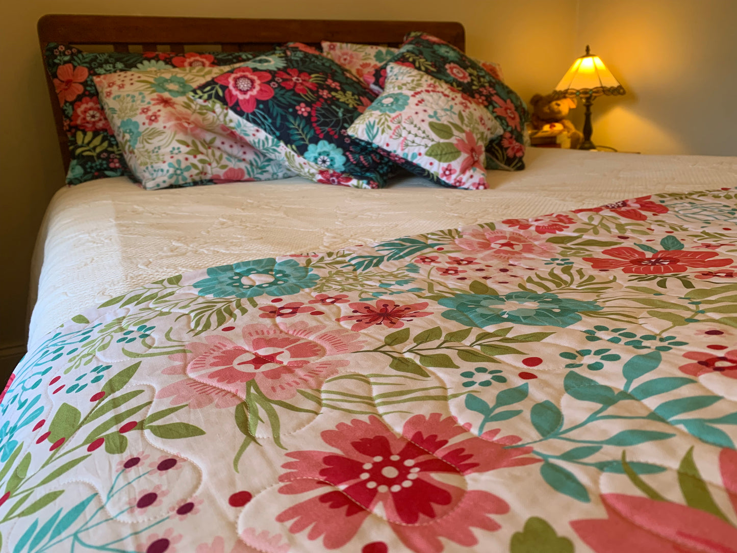 'Sarah's Garden' King Size Quilt