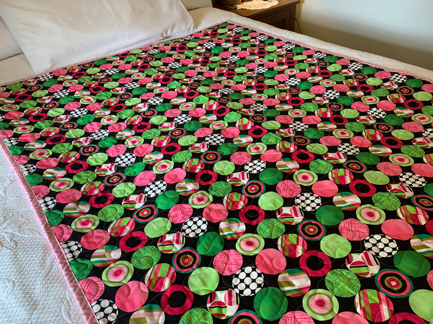 'Licorice Dots' Cot/Throw/Lap Quilt #128 103cm x 124cm