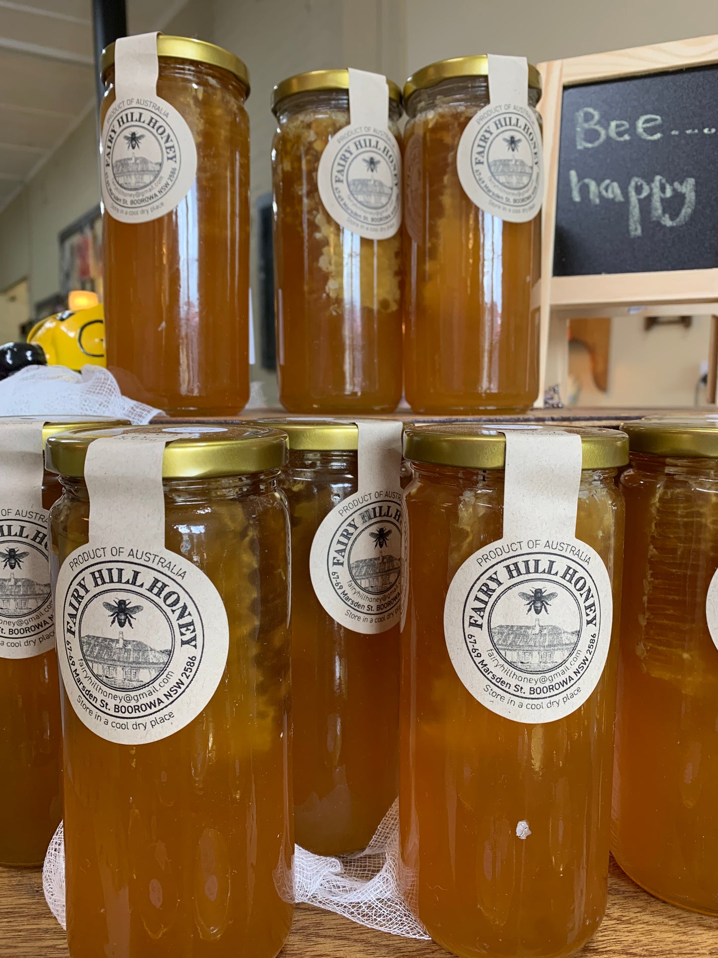 Tall Honey with Comb - 600gm