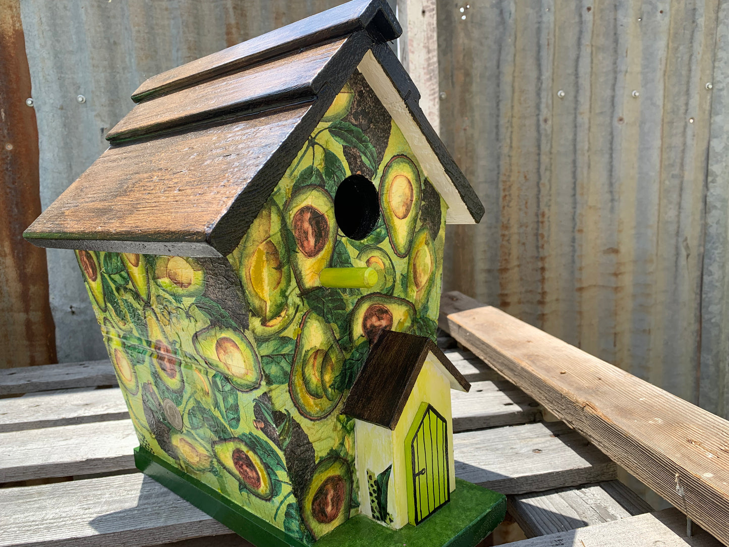 'Smashed Avocado' Bird House #140