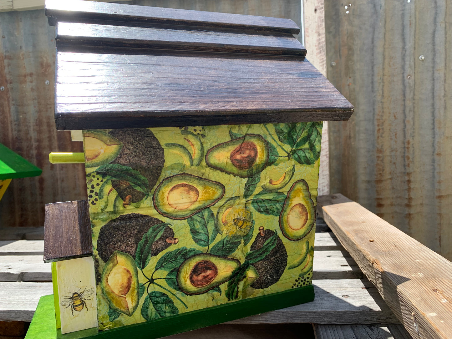 'Smashed Avocado' Bird House #140