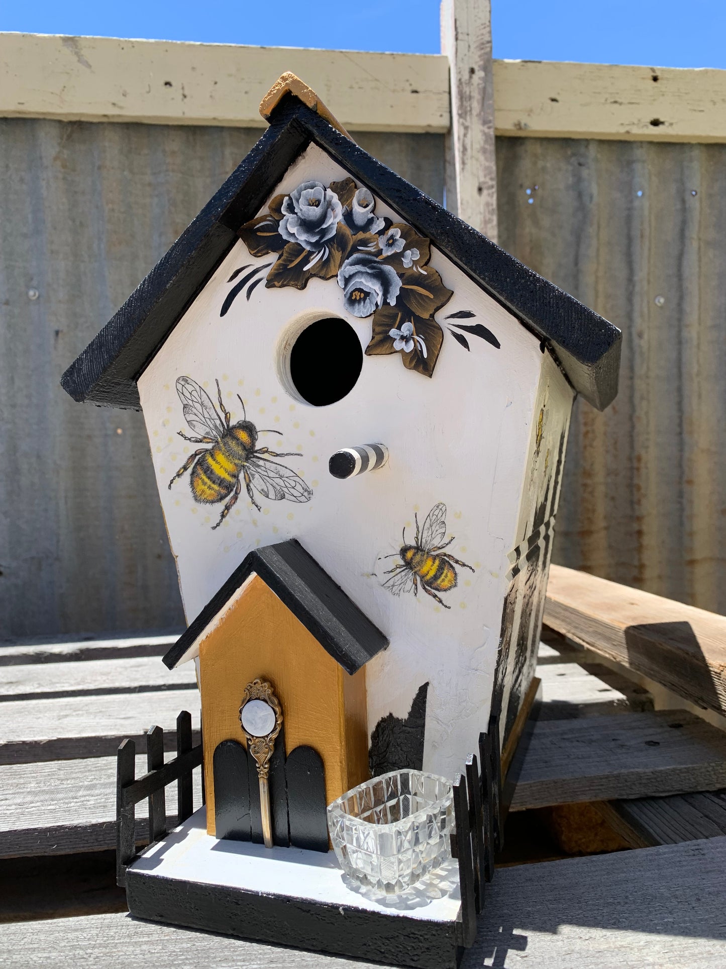 'Black Bee's' Bird House #KDB